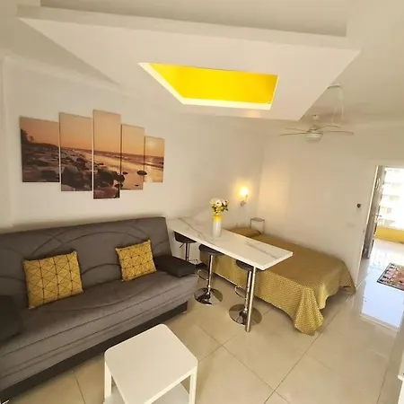 Modern Studio With Balcony, 50 Meters From The Sea Apartment